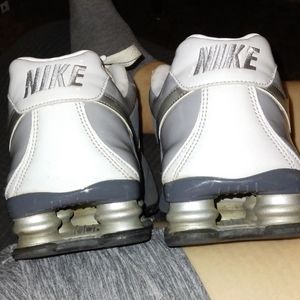 Nike shox